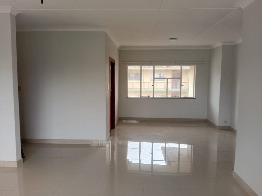 To Let 2 Bedroom Property for Rent in Southernwood Eastern Cape
